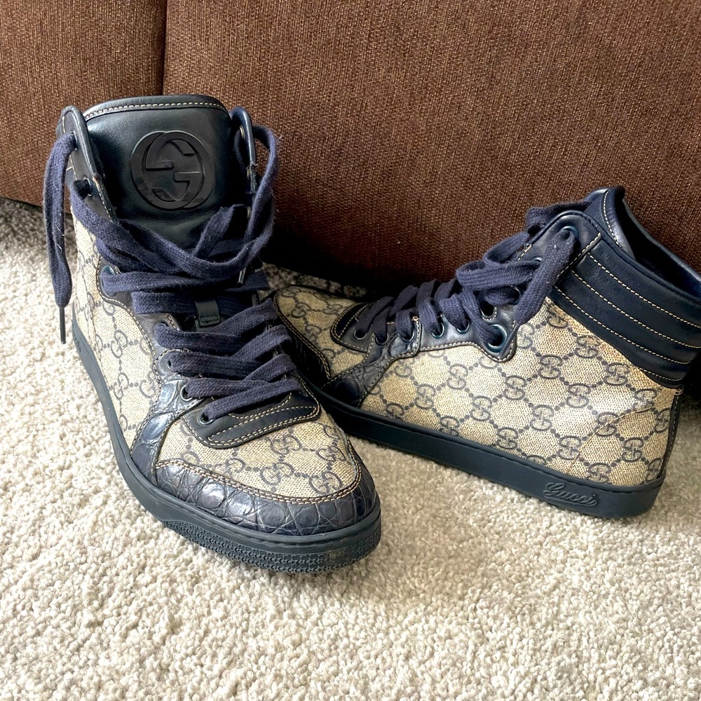 Gucci Sneakers. They have been worn. No box.